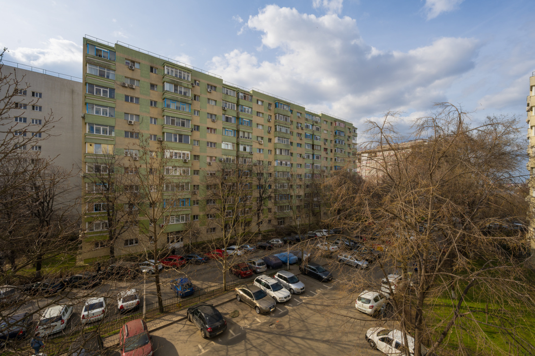 Pantelimon, Delfinului,  Bloc Reabilitat Termic 