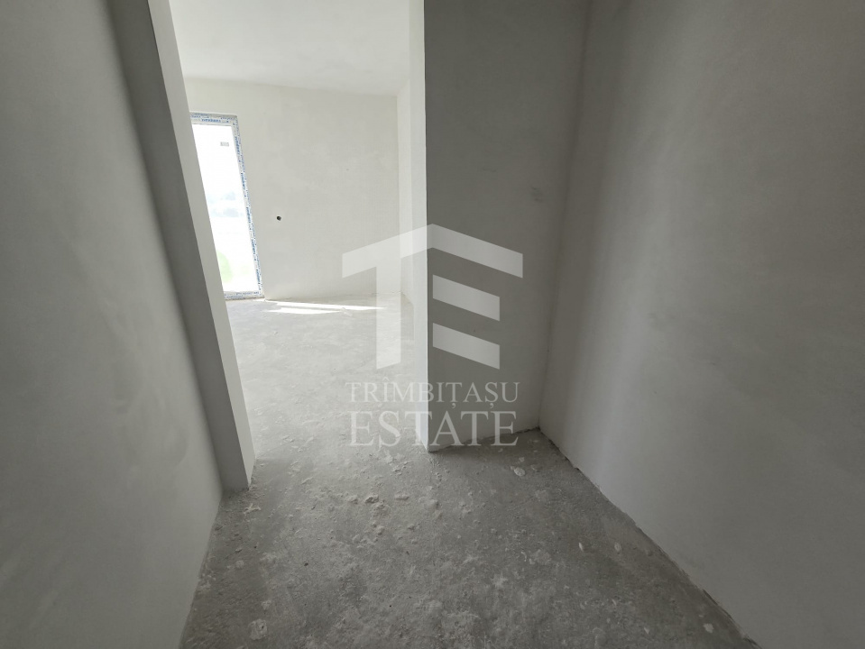 OVIDIU-POIANA- Vila tip duplex cu terasa circulabila.