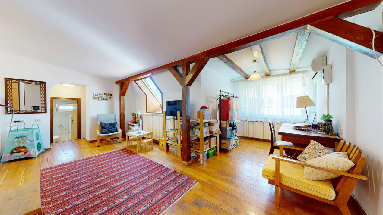 De Vanzare Casa Nerva  Traian