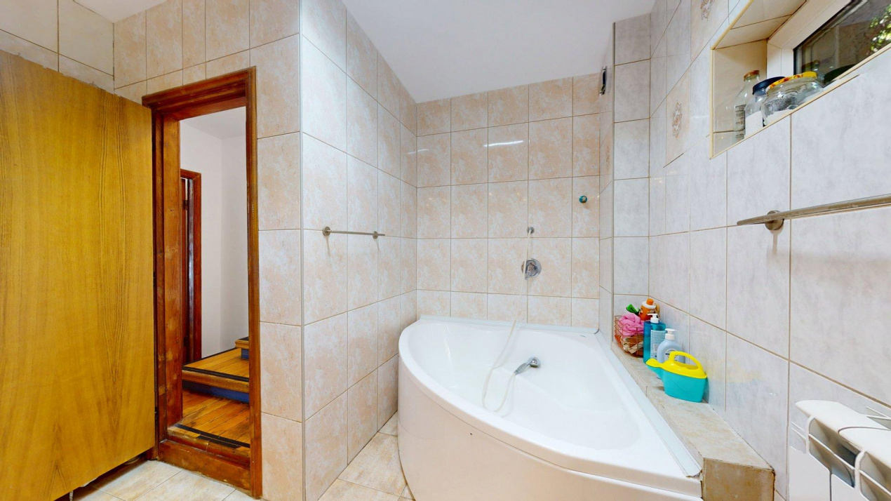 Casa de Vanzare  Traian